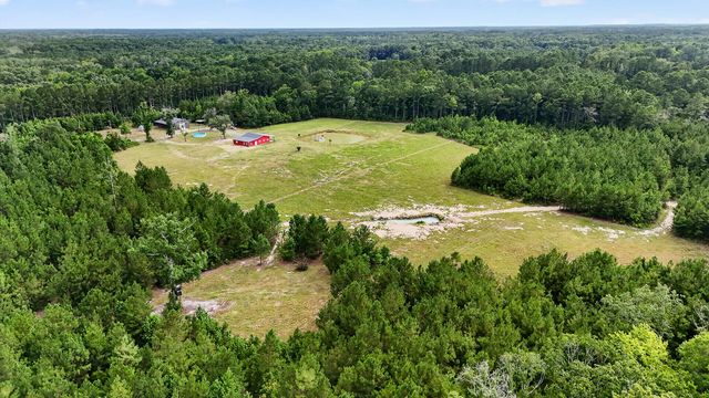 135 Ponley Lane, Cottageville, SC 29435