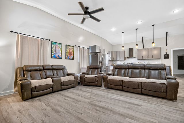 135 Ponley Lane, Cottageville, SC 29435