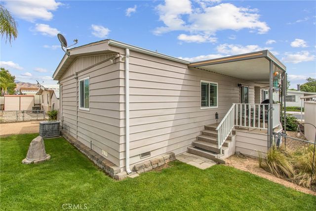 626 N Dearborn 205, Redlands, CA 92374