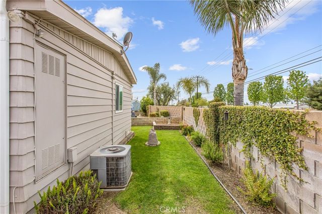 626 N Dearborn 205, Redlands, CA 92374