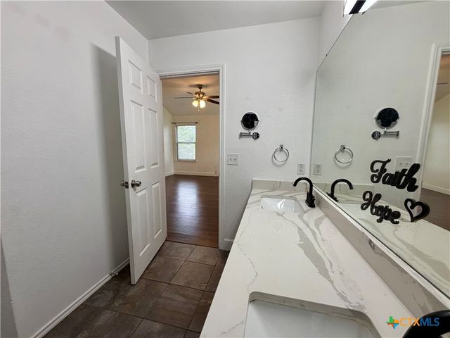 804 Tapestry Cove, Pflugerville, TX 78660