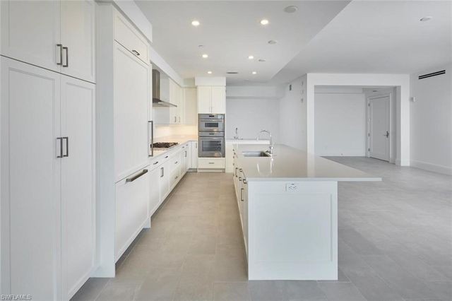 4810 Pelican Colony BLVD 504, Bonita Springs, FL 34134