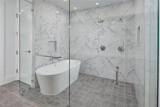 4810 Pelican Colony BLVD 504, Bonita Springs, FL 34134