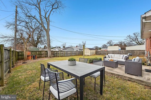 6003 JOHNNYCAKE RD, Gwynn Oak, MD 21207