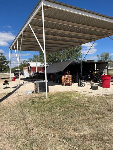 12237 Dove Creek Lane West, San Angelo, TX 76904