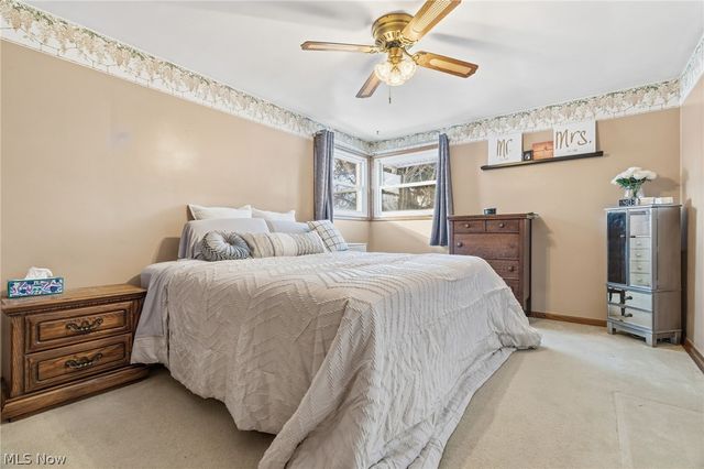 3596 Rolling Ridge Road NE, Canton, OH 44721