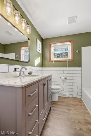 3596 Rolling Ridge Road NE, Canton, OH 44721