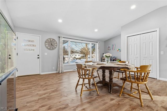 3596 Rolling Ridge Road NE, Canton, OH 44721