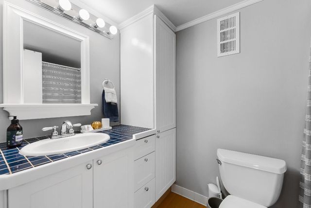 656 Kensington Place 12b, Fort Lauderdale, FL 33305