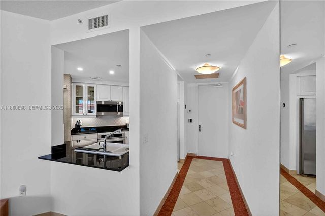 715 Crandon Blvd Ph-5 PH-5, Key Biscayne, FL 33149