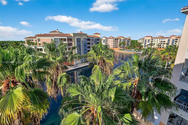 715 Crandon Blvd Ph-5 PH-5, Key Biscayne, FL 33149