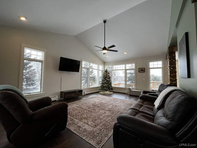 21605 Massie Road, Chassell, MI 49916