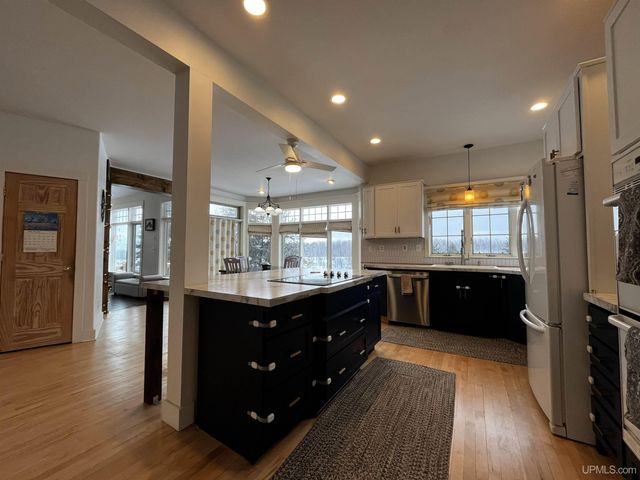 21605 Massie Road, Chassell, MI 49916