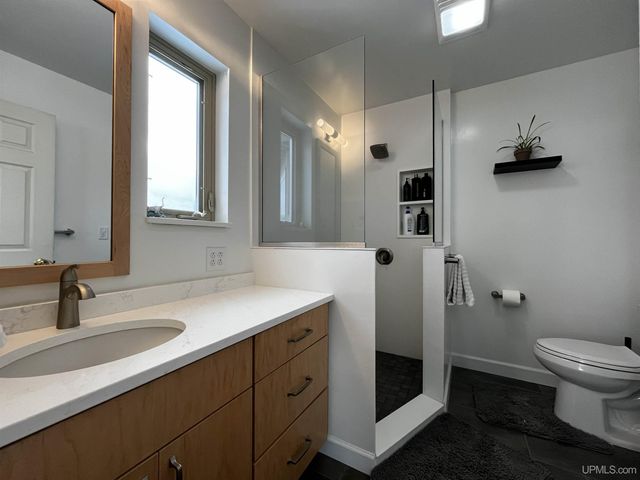 21605 Massie Road, Chassell, MI 49916