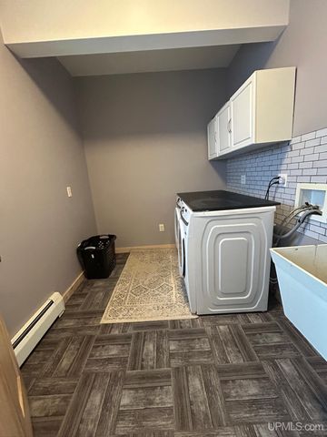 21605 Massie Road, Chassell, MI 49916