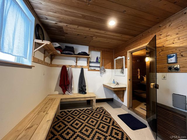 21605 Massie Road, Chassell, MI 49916