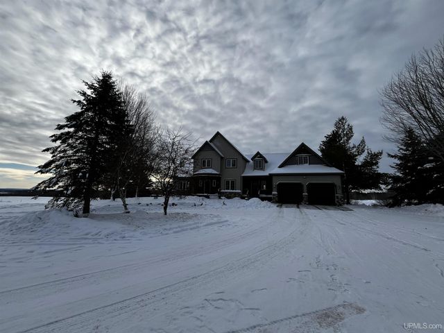 21605 Massie Road, Chassell, MI 49916