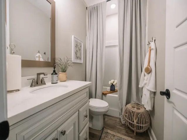 111 S Founders Way, Hattiesburg, MS 39401