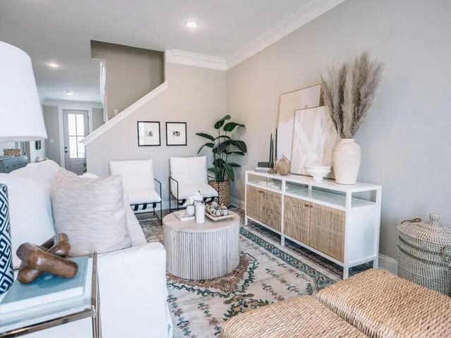 111 S Founders Way, Hattiesburg, MS 39401