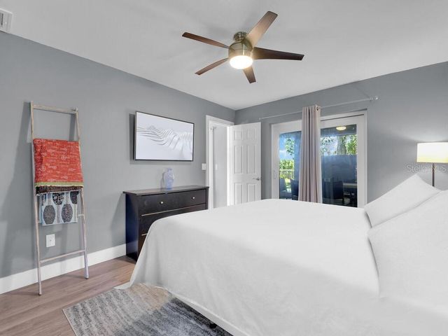 526 SE 34TH STREET, Cape Coral, FL 33904