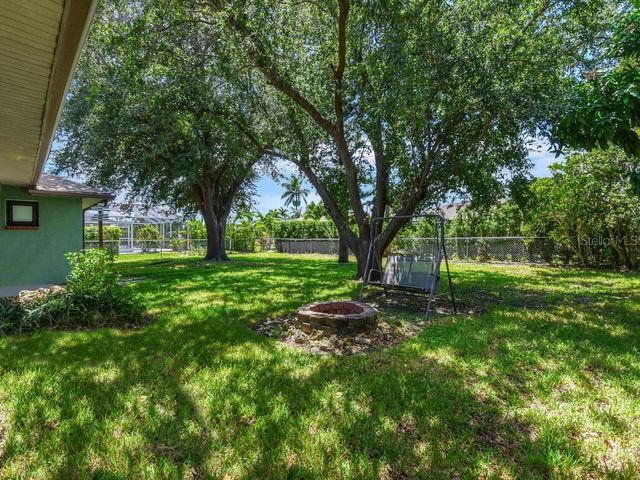 526 SE 34TH STREET, Cape Coral, FL 33904