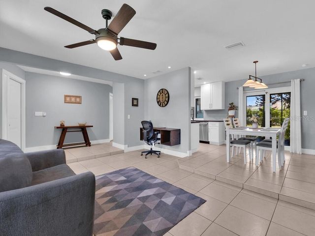 526 SE 34TH STREET, Cape Coral, FL 33904