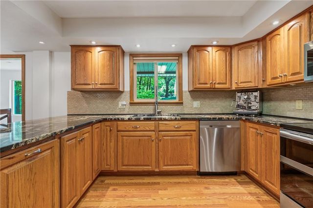 2405 E 125th Street, Kansas City, MO 64146