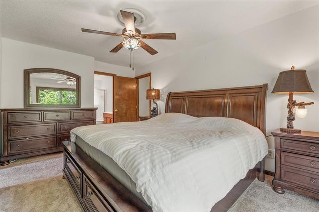 2405 E 125th Street, Kansas City, MO 64146