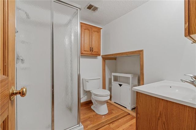 2405 E 125th Street, Kansas City, MO 64146