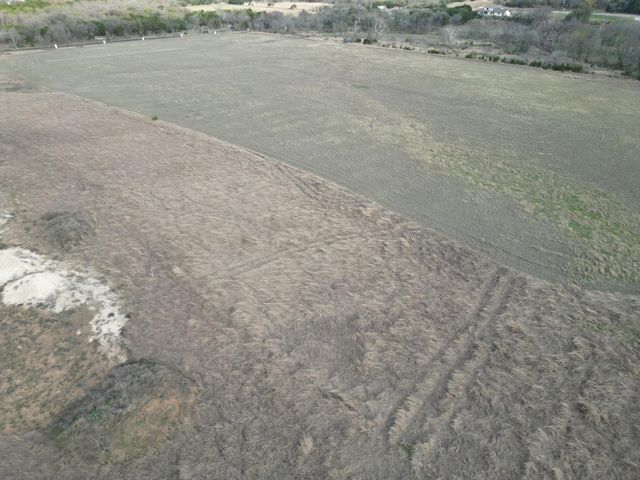 109 Scotty LN, Liberty Hill, TX 78642