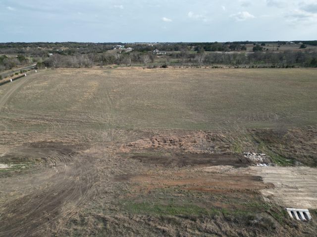 109 Scotty LN, Liberty Hill, TX 78642