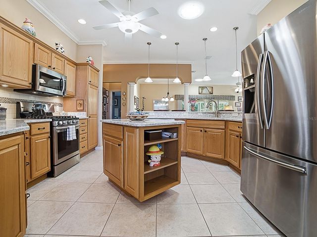 2119 LINLEY LOOP, The Villages, FL 32162