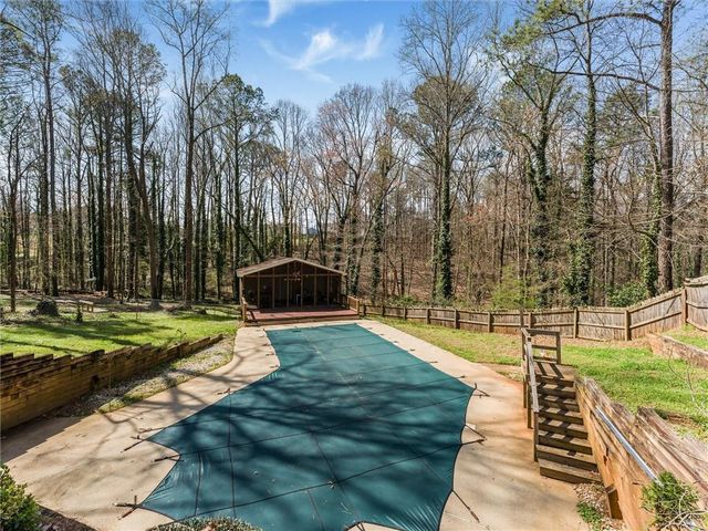 437 Sweetgum Drive, Woodstock, GA 30188