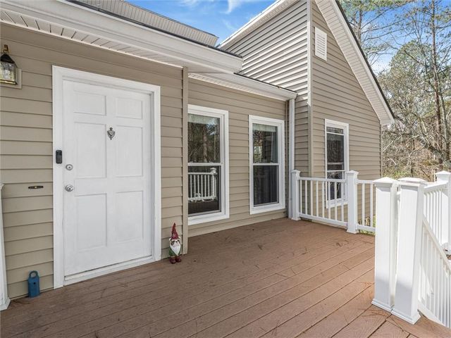 437 Sweetgum Drive, Woodstock, GA 30188