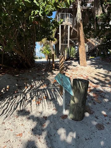 8990 SEAGRAPE LANE, Placida, FL 33946