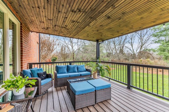 290 Wisteria Dr, Franklin, TN 37064