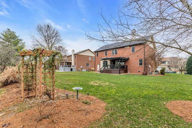 290 Wisteria Dr, Franklin, TN 37064