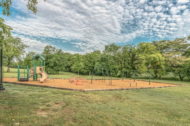 290 Wisteria Dr, Franklin, TN 37064