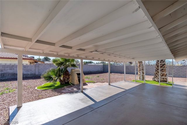 1319 Lindell Road, Las Vegas, NV 89146