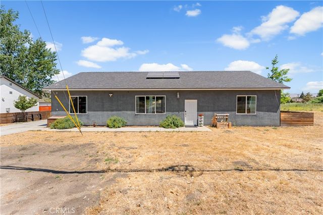 28301 stallion springs drive, Tehachapi, CA 93561