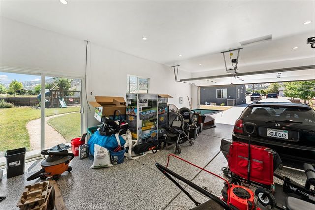 28301 stallion springs drive, Tehachapi, CA 93561
