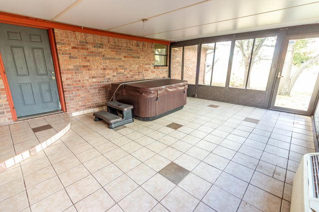 1194 Cedar Lane, Kaufman, TX 75142