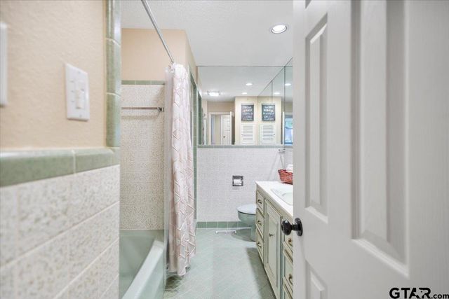 406 Hideaway Lane Central, Hideaway, TX 75771