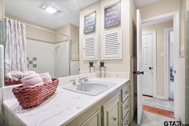 406 Hideaway Lane Central, Hideaway, TX 75771
