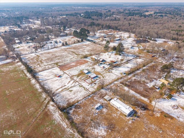 11365 Sparks Davis Road, Keithville, LA 71047