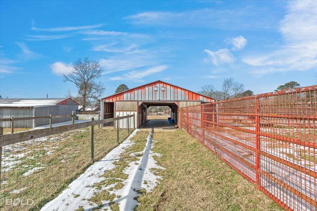 11365 Sparks Davis Road, Keithville, LA 71047