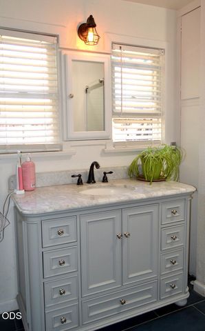 317 W Clark Street, Medford, OR 97501