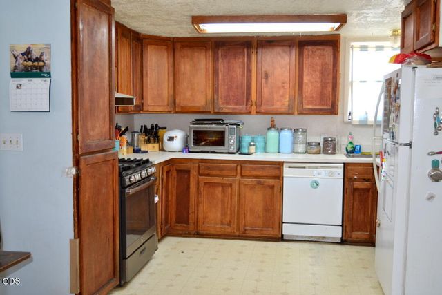 317 W Clark Street, Medford, OR 97501