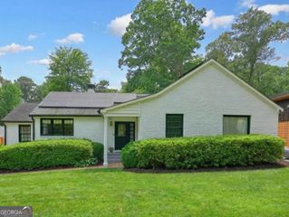 3734 Powers Ferry Road, Atlanta, GA 30342