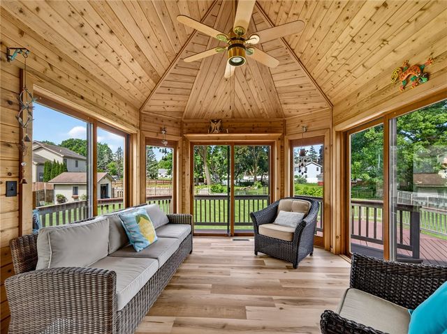 260 White Rabbit Trail, Greece, NY 14612